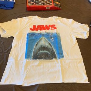 COPY - Large Jaws print t-shirt. New condition